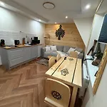 Apartment Z Widokiem Na Tatry, Jacuzzi , Sauna, Darmowy Parking